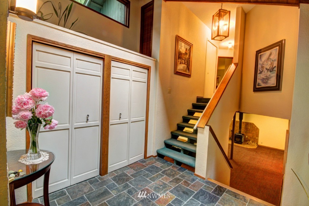 1505 Silver Beach Road Bellingham, WA 98229 - Photo 4 of 25 Gallery Image 4