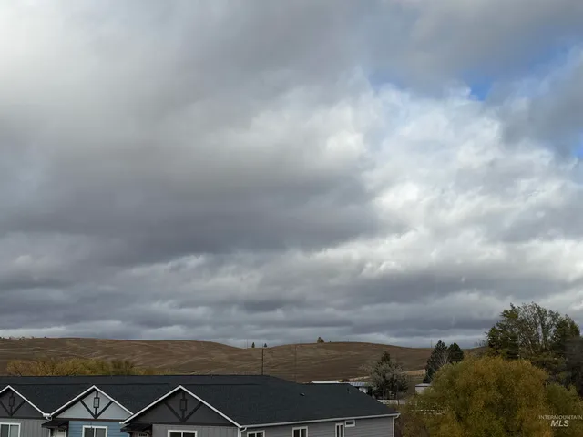 $479,000 | 1369 Edington, Moscow, ID 83843