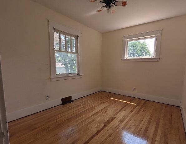 1212 Climax Street Lansing, MI 48912 - Photo 6 of 12 1st bedroom