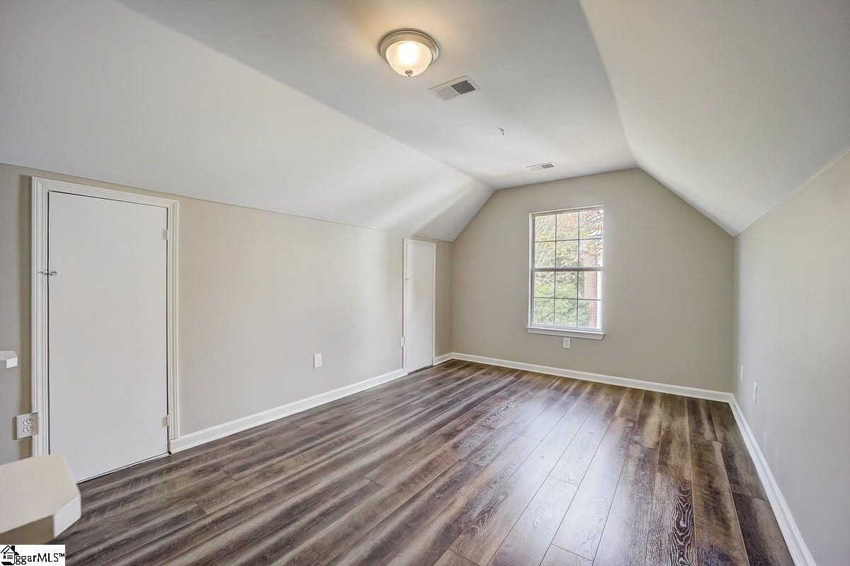 107 Hawkesbury Road Simpsonville, SC 29681 - Photo 11 of 32 Gallery Image 11