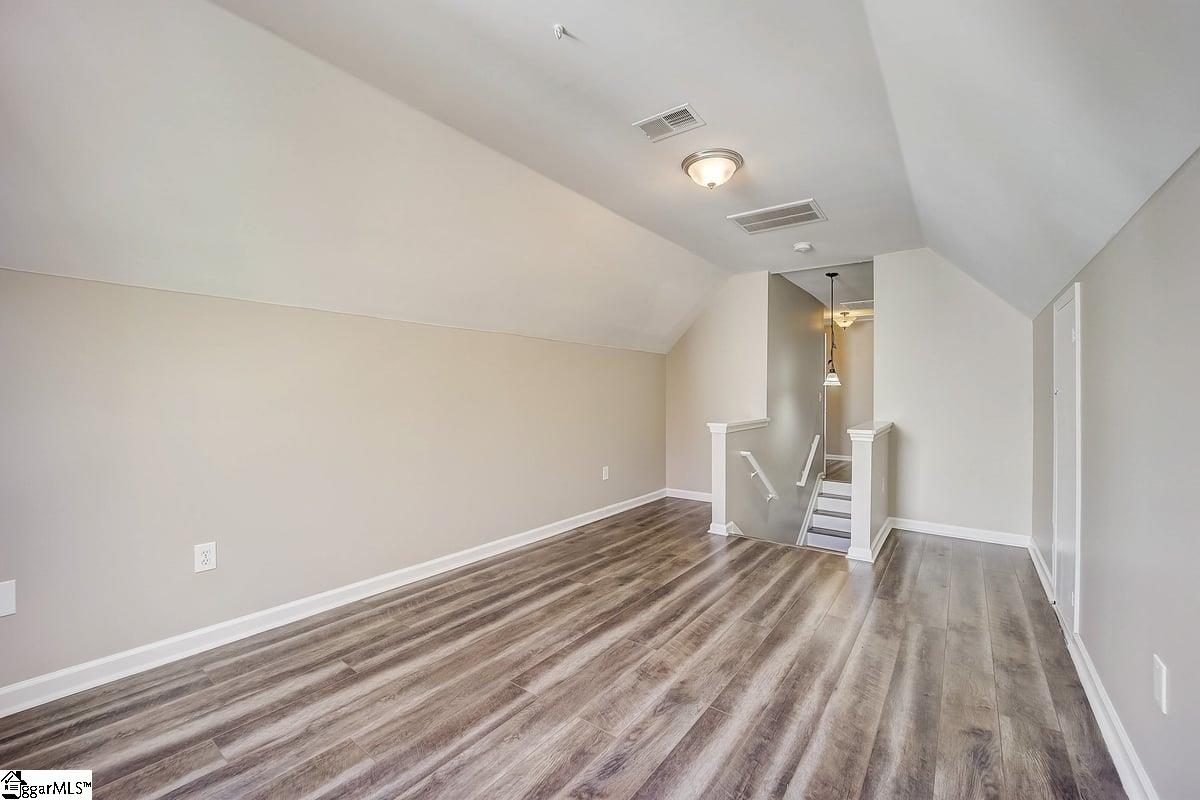 107 Hawkesbury Road Simpsonville, SC 29681 - Photo 12 of 32 Gallery Image 12