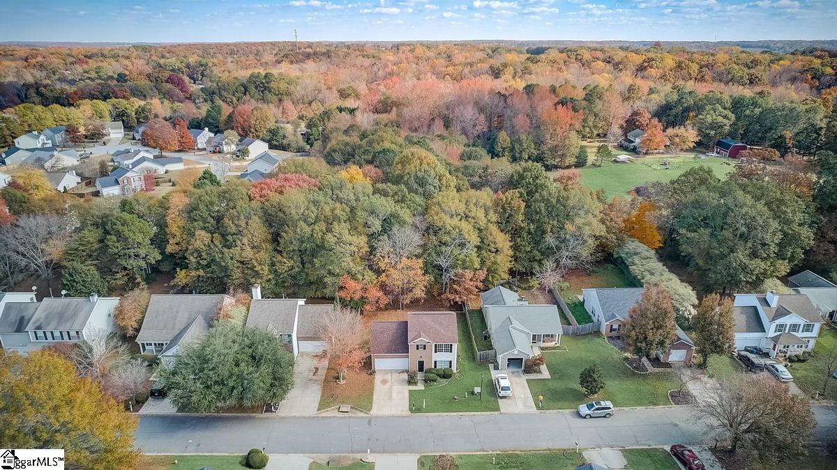 107 Hawkesbury Road Simpsonville, SC 29681 - Photo 26 of 32 Gallery Image 26