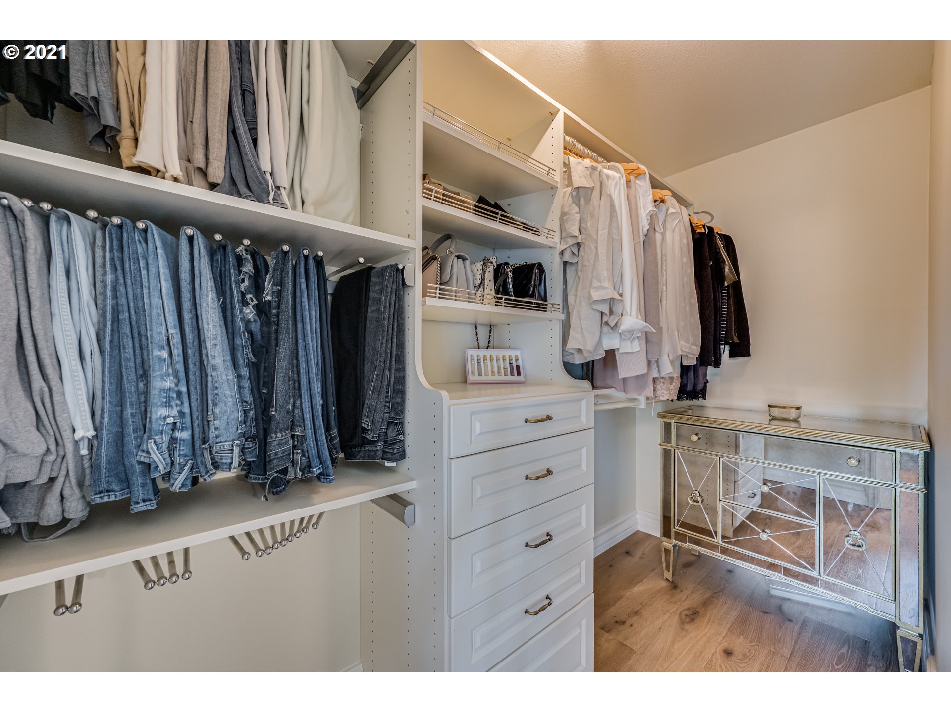 29010 Northwest 2nd Avenue Ridgefield, WA 98642 - Photo 21 of 32 a view of walk in closet with clothes and shoes