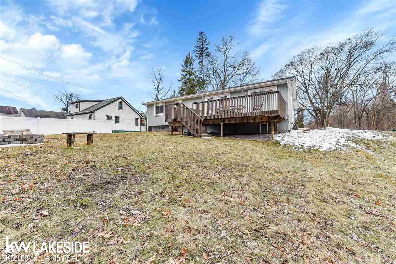 2700 Welch Road Walled Lake, MI 48390 - Photo 2 of 17
