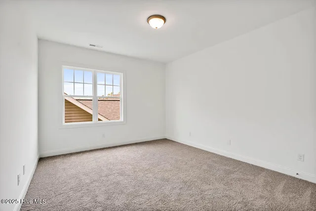 $589,900 | 222 Windswept Lane, Beaufort, NC 28516