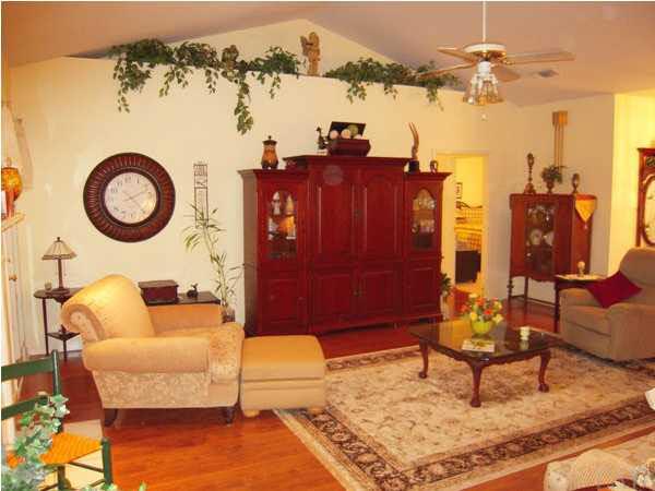 625 Copper Ridge Drive Cantonment, FL 32533 - Photo 5 of 17 Great Room with Plant Ledges
