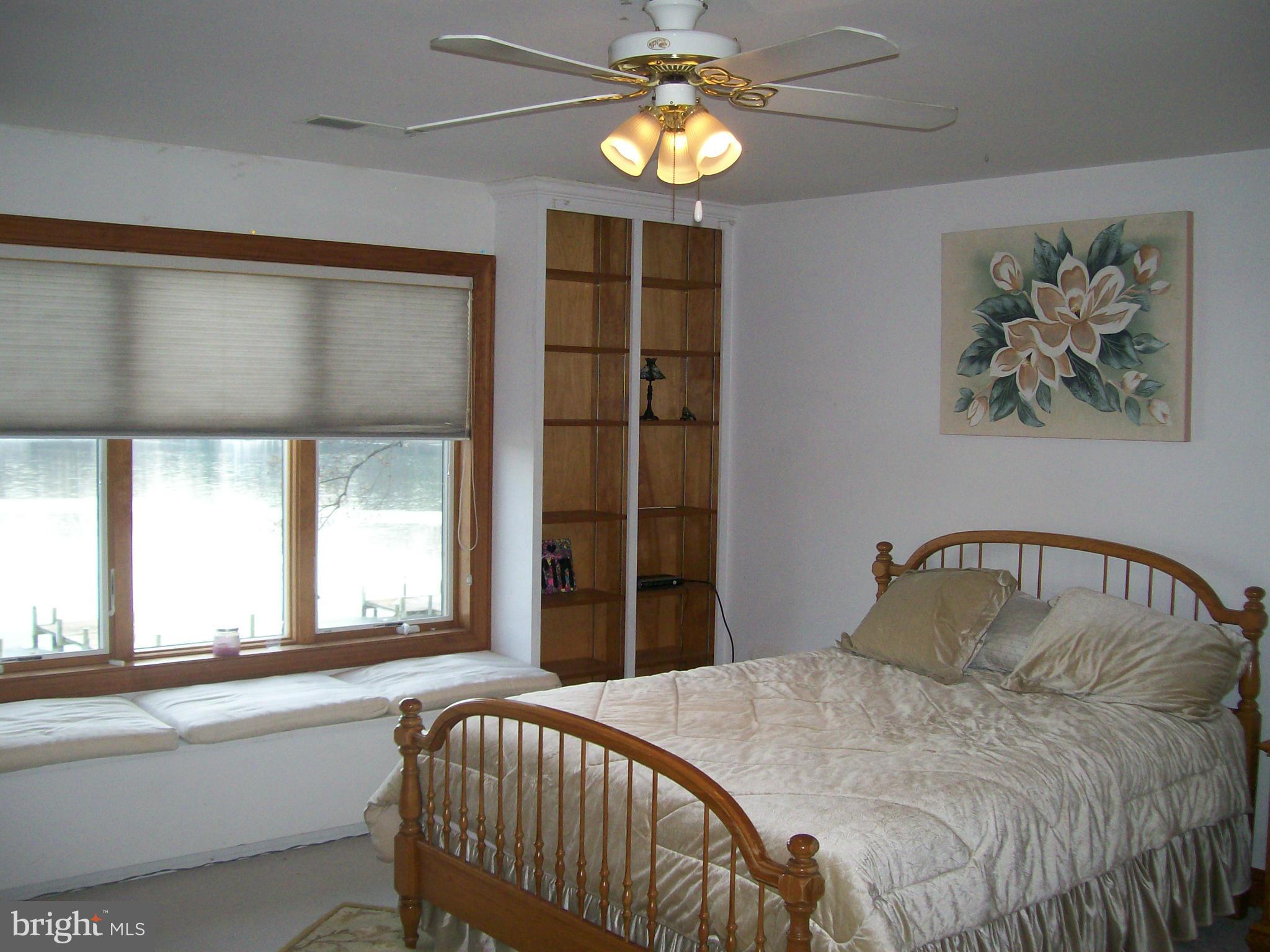 715 Shore Road Severna Park, MD 21146 - Photo 22 of 30 Bedroom