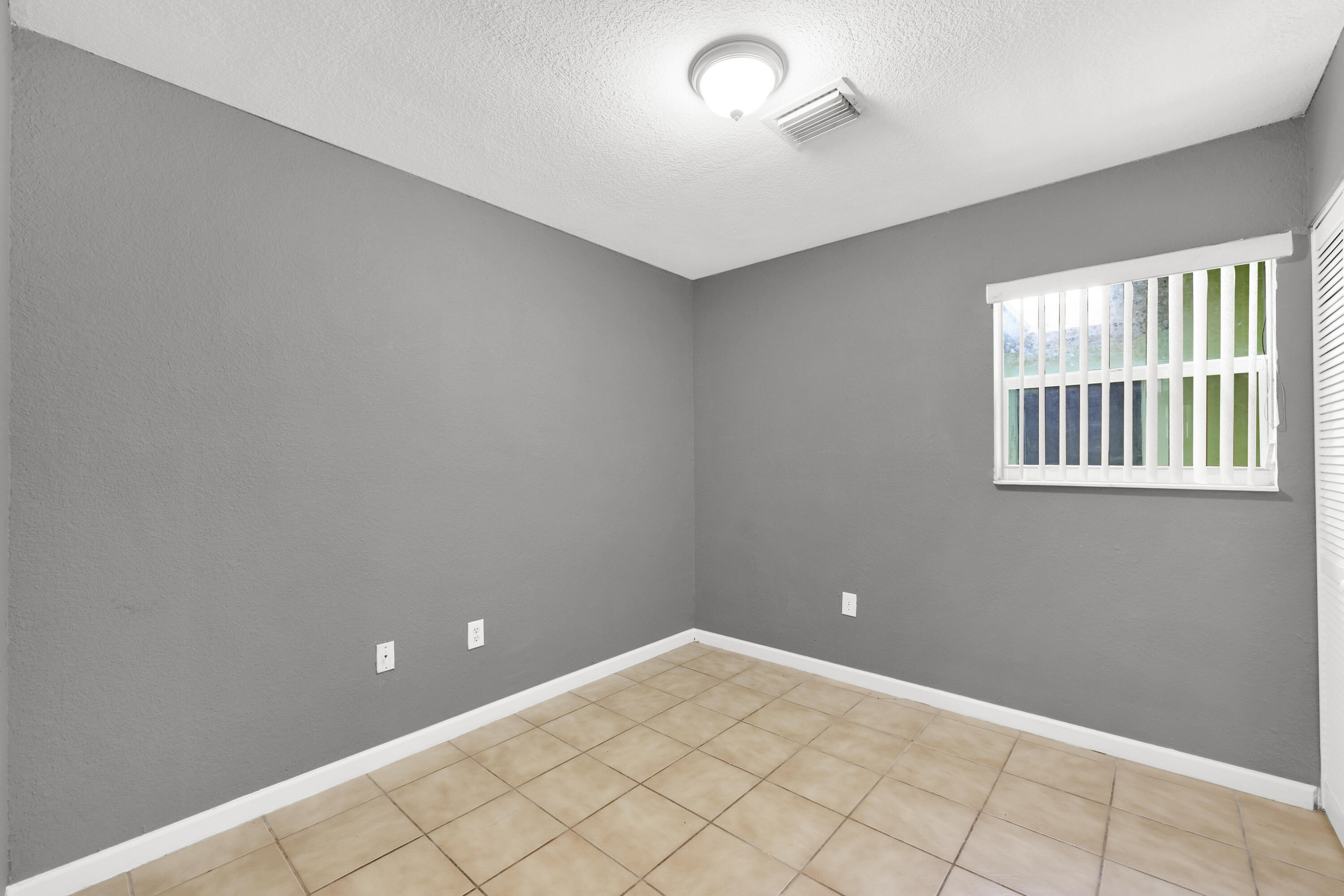 26604 Southwest 124th Court Homestead, FL 33032 - Photo 20 of 39 26604_SW_124th_Ct-36