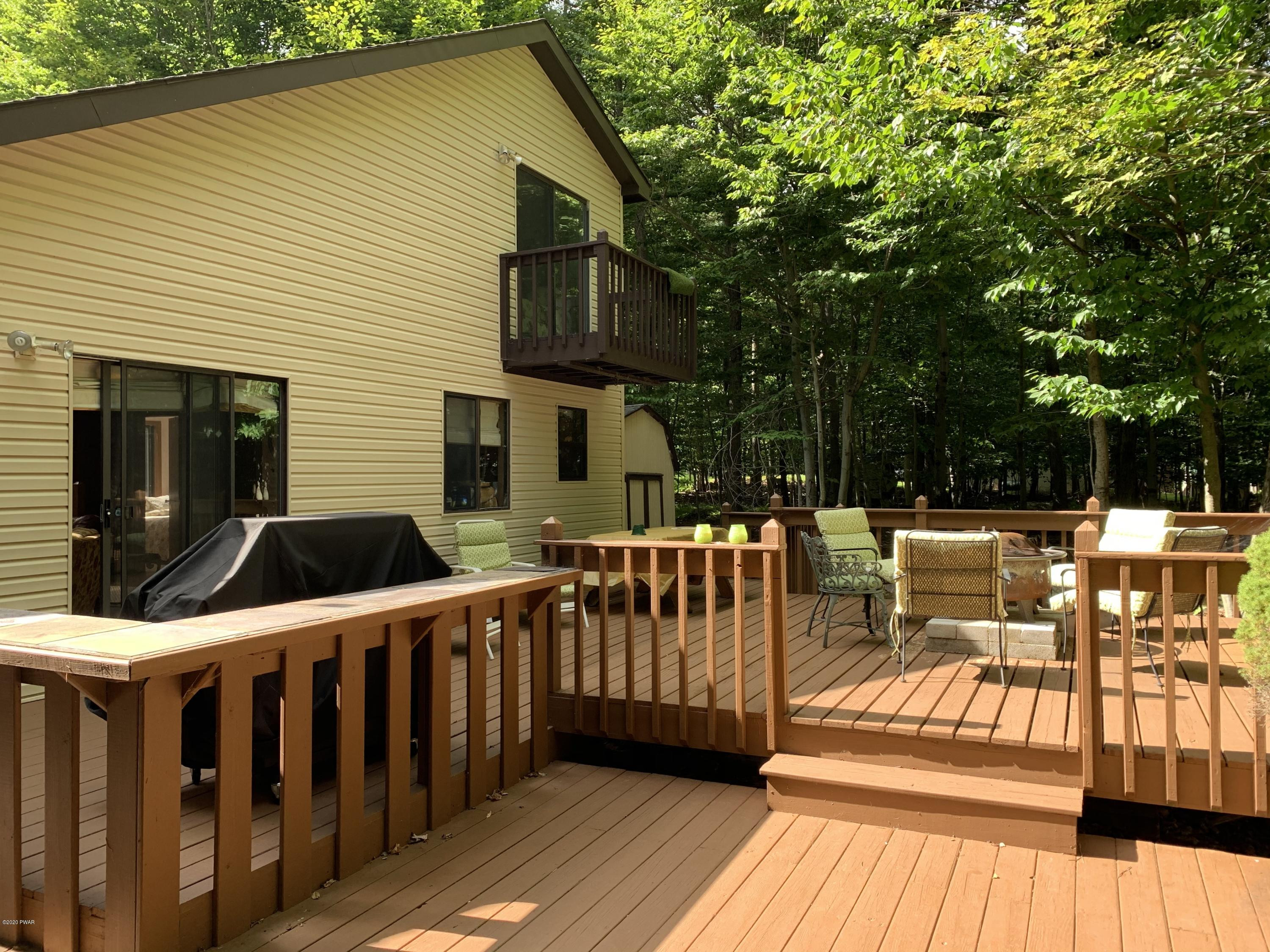 1015 Onondaga Road Gouldsboro, PA 18424 - Photo 3 of 25