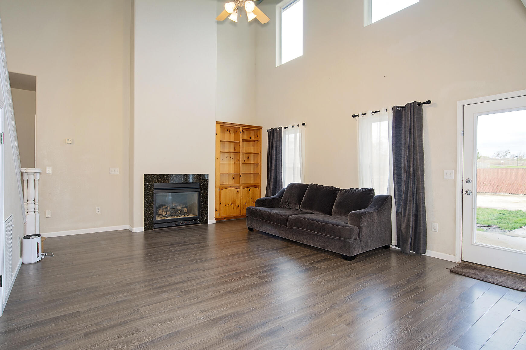 818 Ridgeview Drive Eagle Point, OR 97524 - Photo 9 of 32 Ridgeview_007 copy