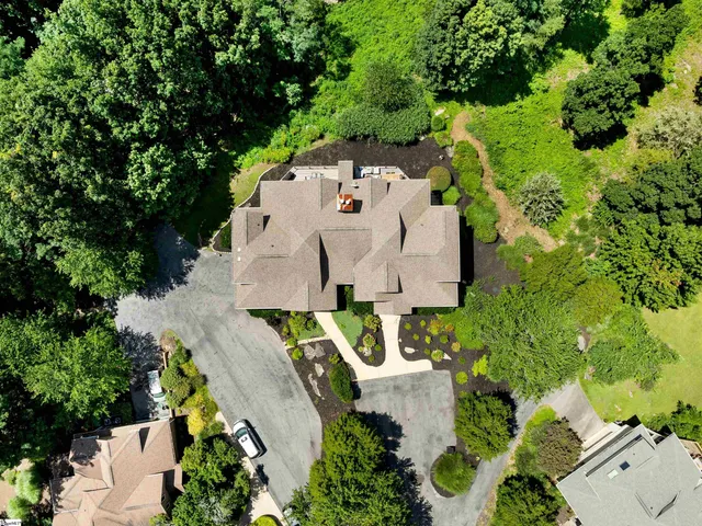 $725,000 | 9 Vireo Drive, Landrum, SC 29356