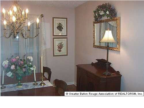 6337 Ridgemore Drive Baton Rouge, LA 70817 - Photo 3 of 9 Gallery Image 3