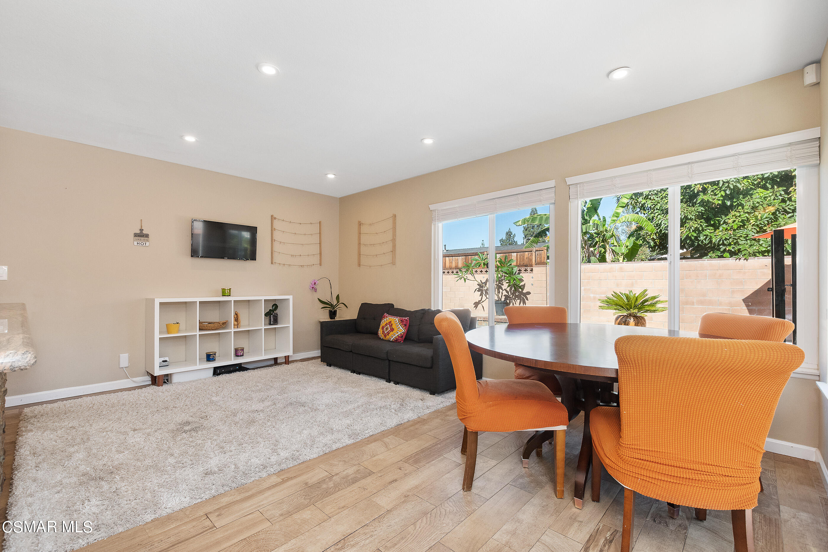 2145 Burrell Avenue Simi Valley, CA 93063 - Photo 18 of 36 2145 Burrell Ave Simi Valley-18
