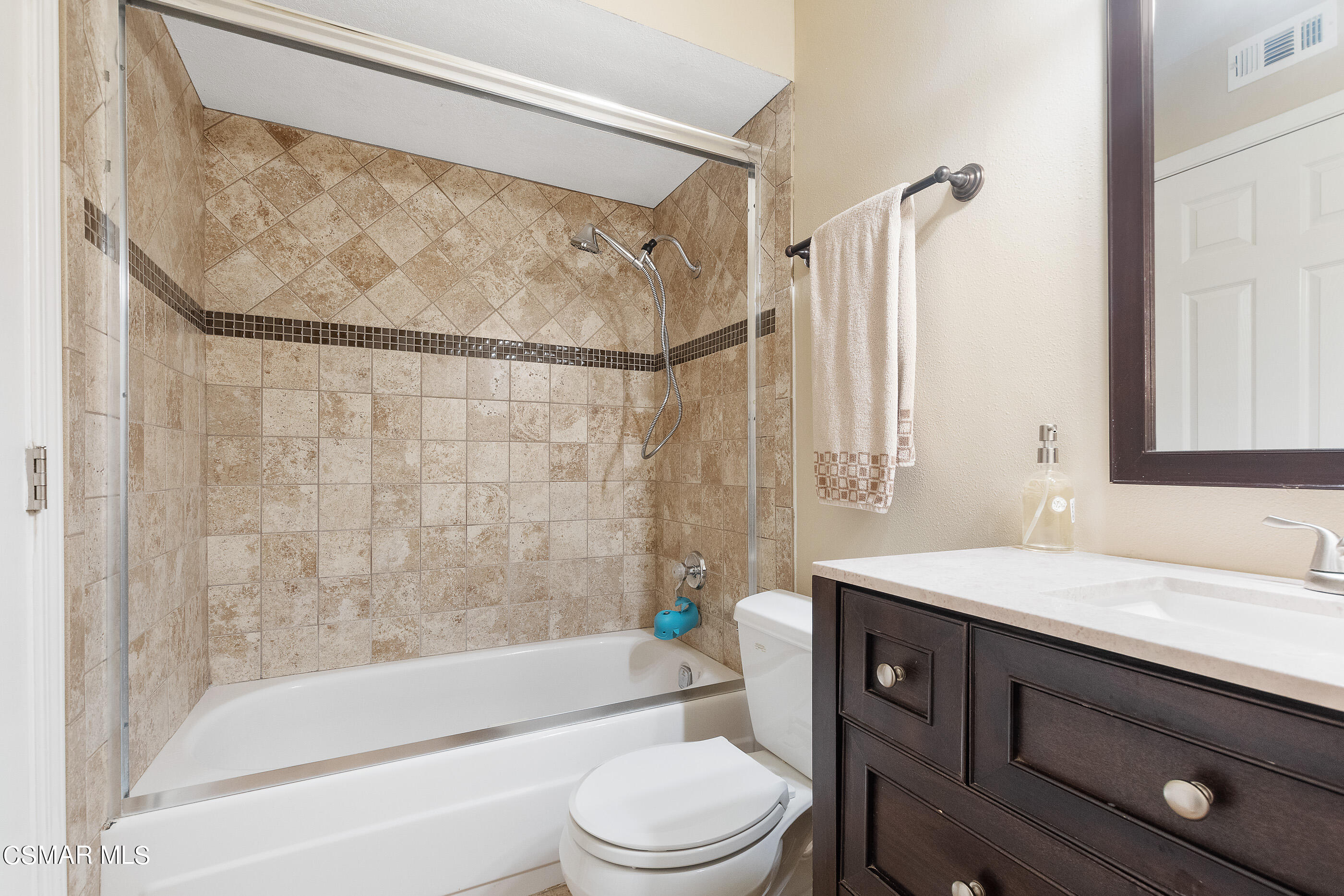2145 Burrell Avenue Simi Valley, CA 93063 - Photo 27 of 36 2145 Burrell Ave Simi Valley-27