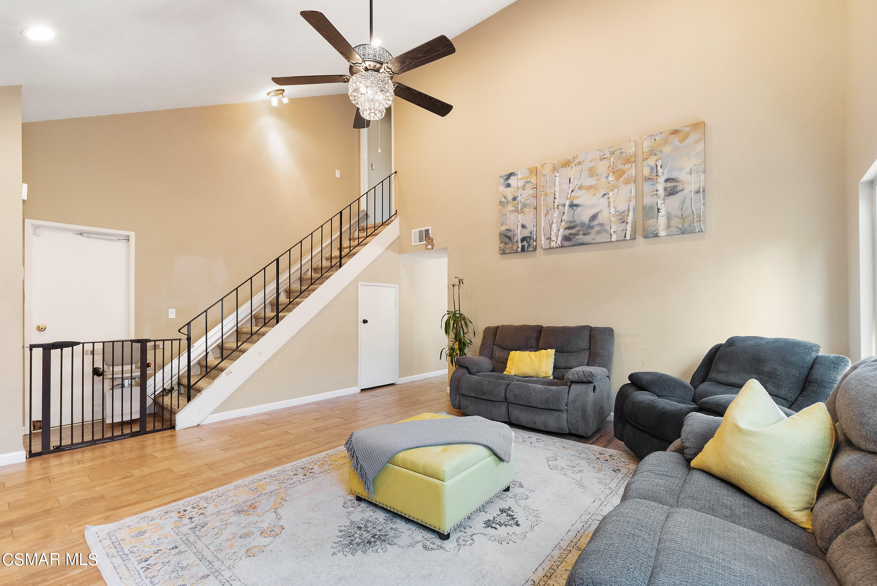 2145 Burrell Avenue Simi Valley, CA 93063 - Photo 10 of 36 2145 Burrell Ave Simi Valley-10