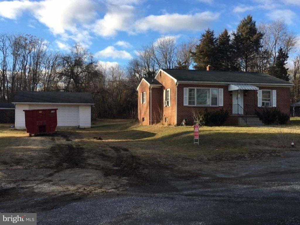 228 Jefferson Terrace Road Charles Town, WV 25414 - Photo 2 of 15 Exterior (Front)