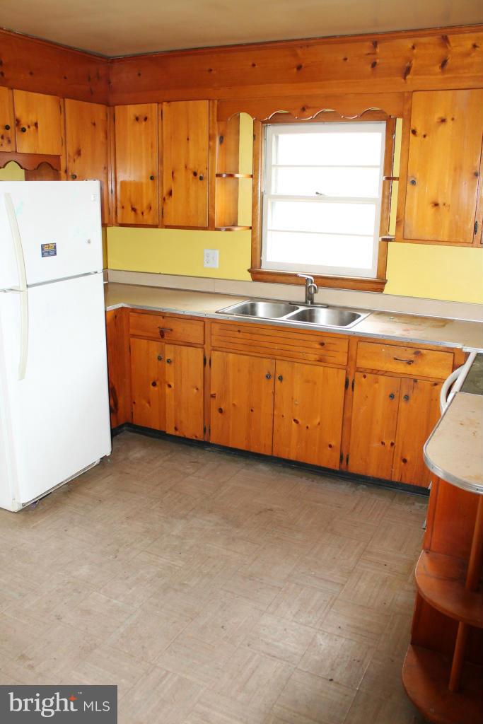 228 Jefferson Terrace Road Charles Town, WV 25414 - Photo 13 of 15 Kitchen