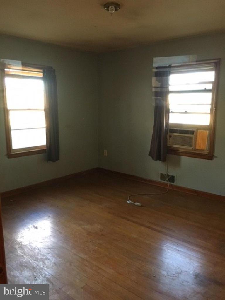 228 Jefferson Terrace Road Charles Town, WV 25414 - Photo 6 of 15 Bedroom