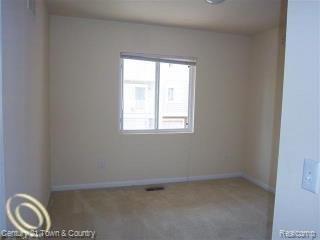 1156 Faulkner, Unit 4 Troy, MI 48083 - Photo 7 of 10