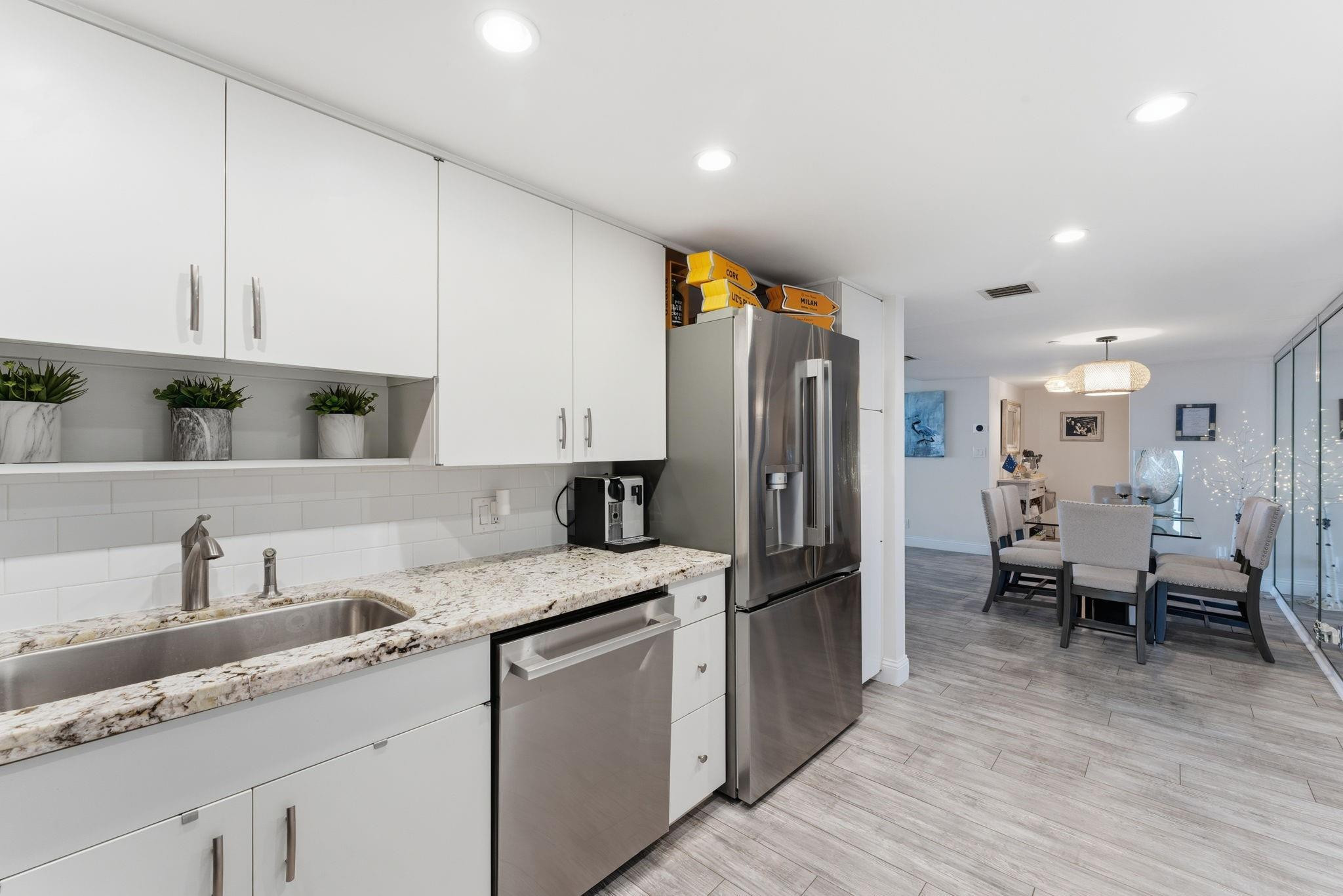 2727 North Ocean Boulevard, Unit 301 Boca Raton, FL 33431 - Photo 7 of 27 Photo 7