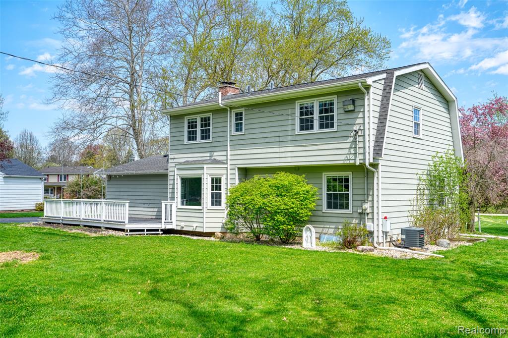 5390 Squires Manor Road Jackson, MI 49201 - Photo 5 of 35