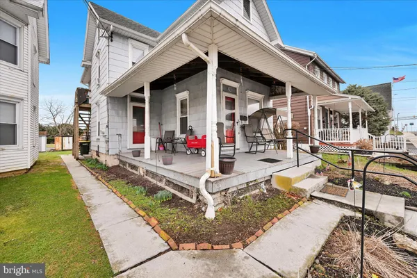 a view of a house with patio