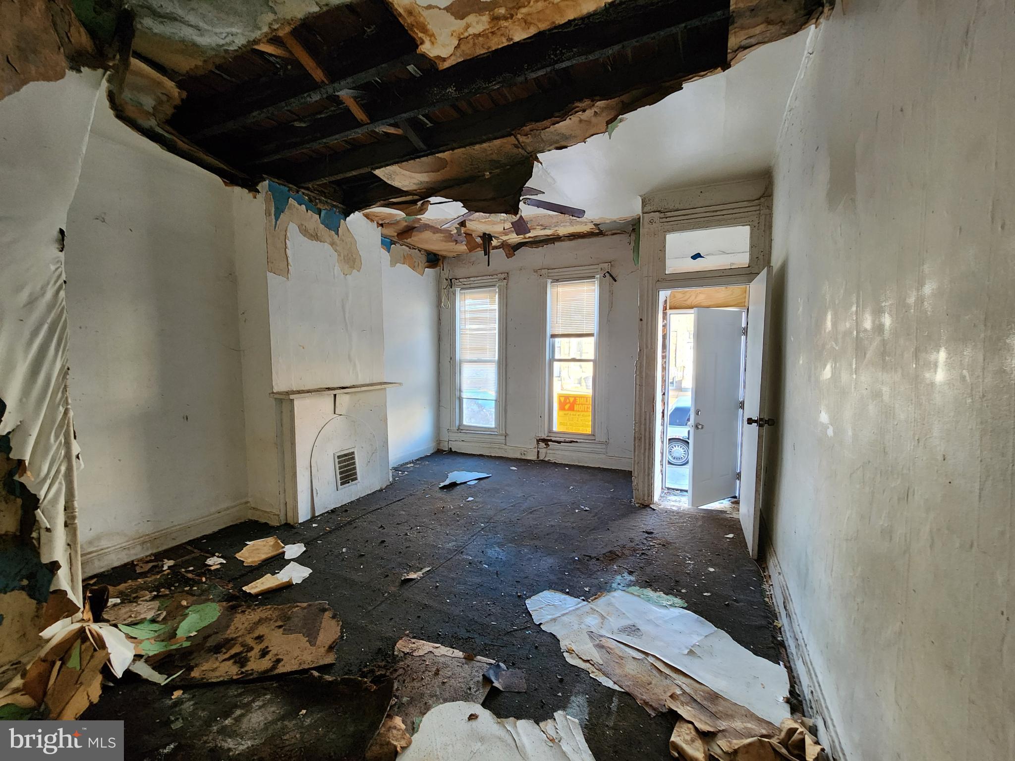 1917 Riggs Avenue Baltimore, MD 21217 - Photo 2 of 7 Gallery Image 2