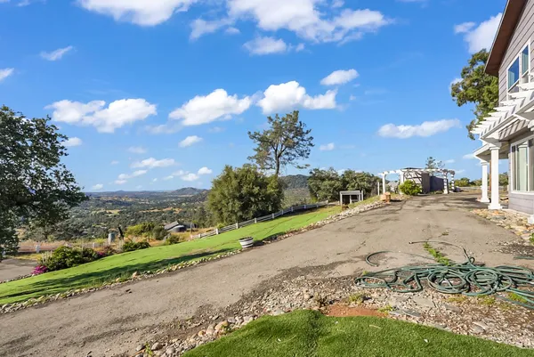 $729,000 | 30450 Morgan Canyon Road, Prather, CA 93651