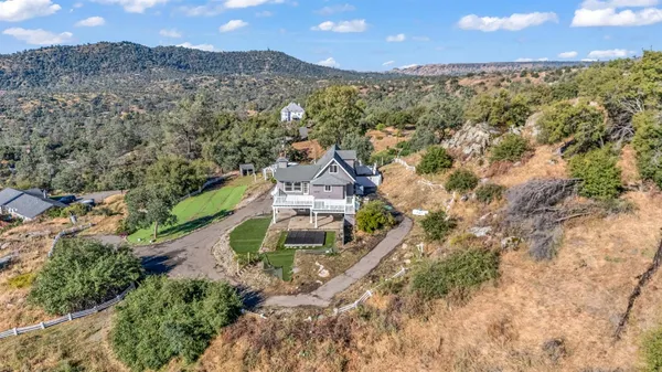 $729,000 | 30450 Morgan Canyon Road, Prather, CA 93651