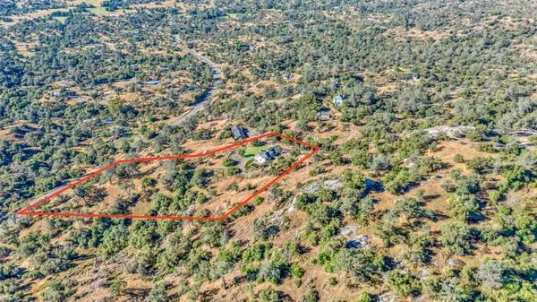 $729,000 | 30450 Morgan Canyon Road, Prather, CA 93651