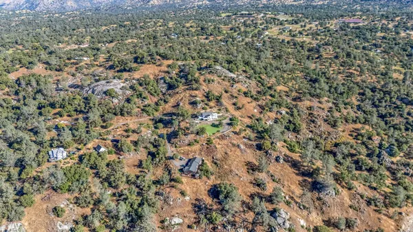 $729,000 | 30450 Morgan Canyon Road, Prather, CA 93651