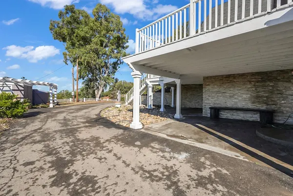 $729,000 | 30450 Morgan Canyon Road, Prather, CA 93651