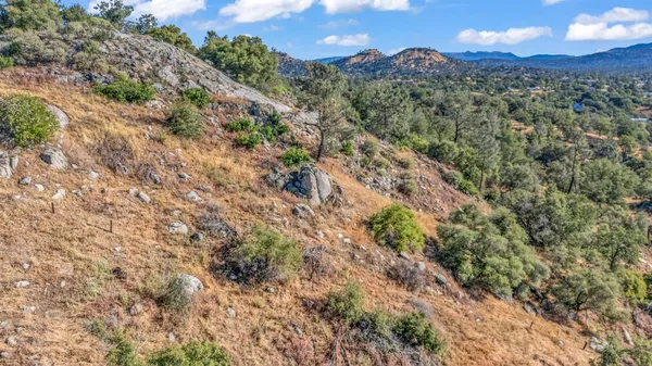 $729,000 | 30450 Morgan Canyon Road, Prather, CA 93651