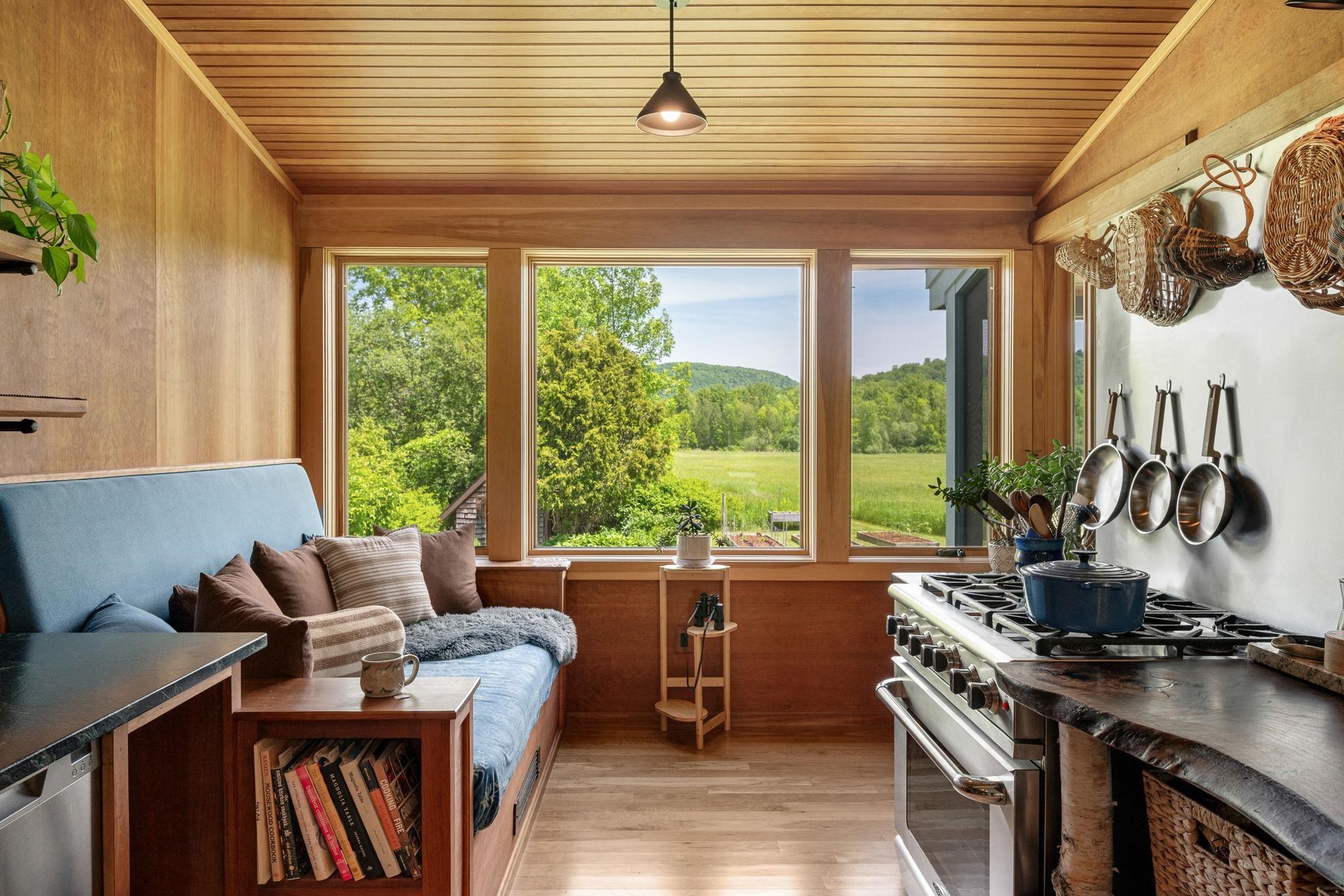 3421 Lake Road Charlotte, VT 05445 - Photo 20 of 58