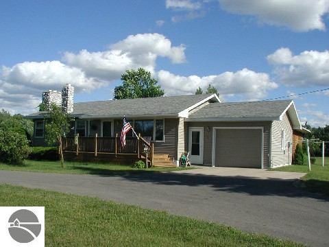 6636 East 32 Road Cadillac, MI 49601 - Photo 1 of 9 1635822.JPG