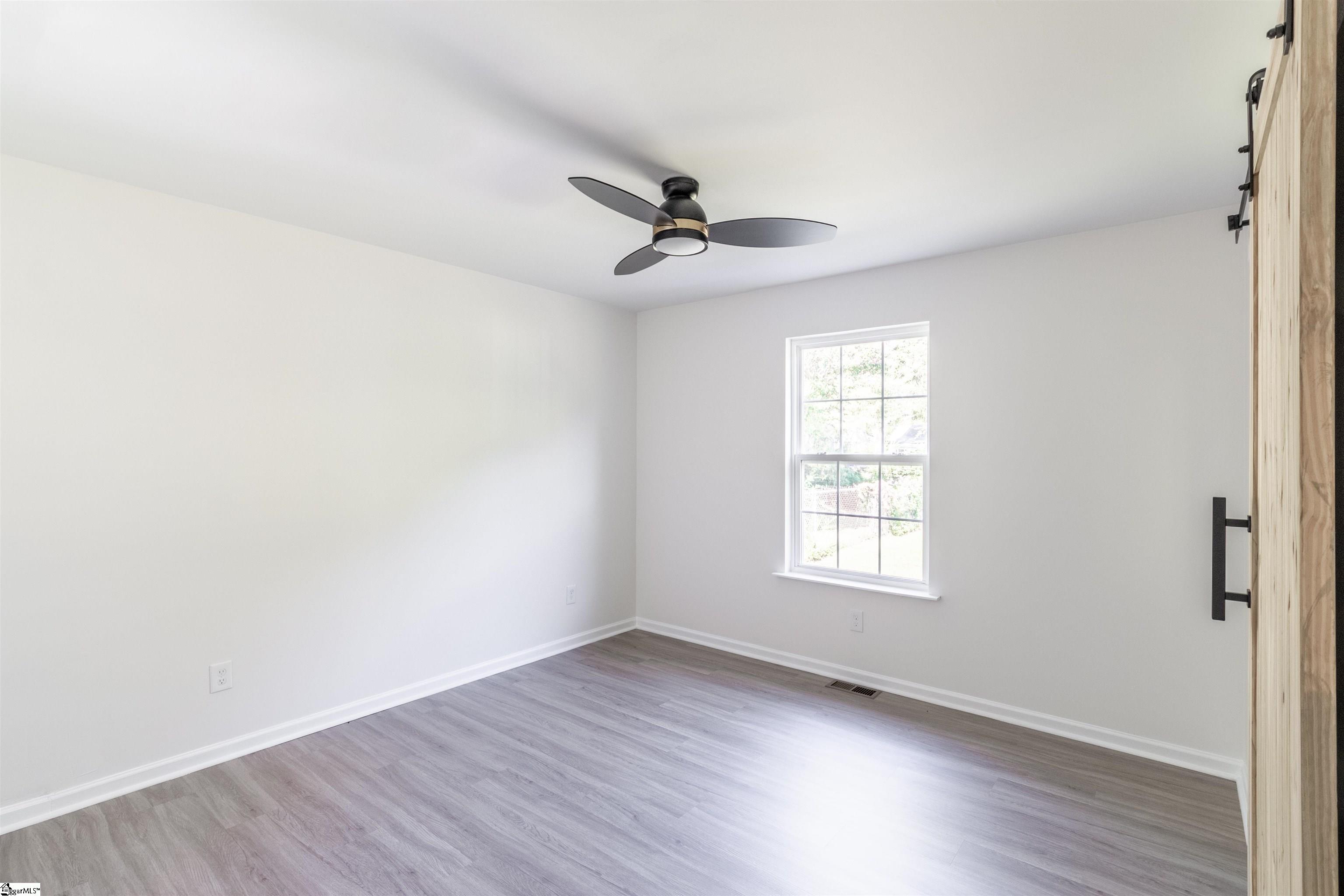 110 Parkins Mill Road Greenville, SC 29607 - Photo 8 of 22
