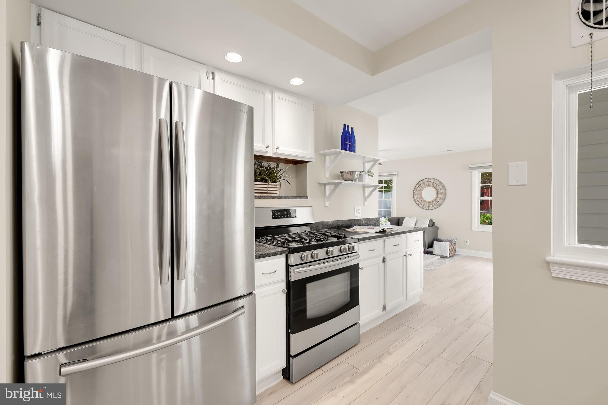 5907 Anniston Road Bethesda, MD 20817 - Photo 9 of 46 Gallery Image 9