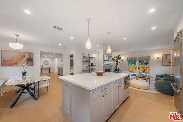 $14,000 | 1948 North Curson Avenue, Los Angeles, CA 90046