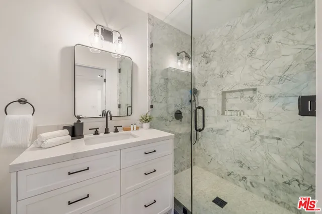 $14,000 | 1948 North Curson Avenue, Los Angeles, CA 90046