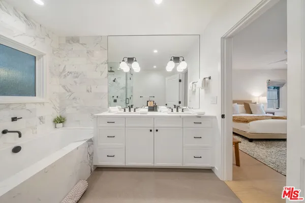 $13,000 | 1948 North Curson Avenue, Los Angeles, CA 90046