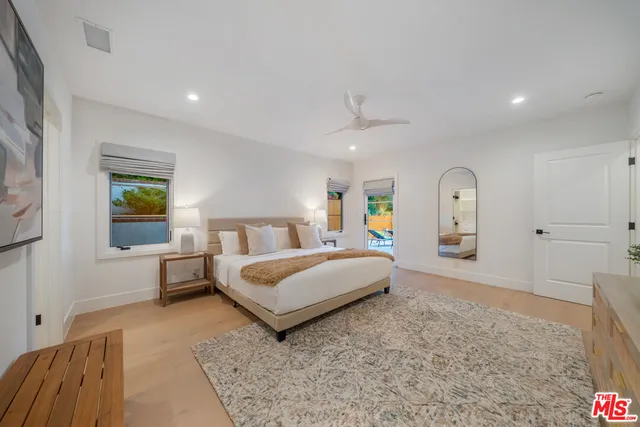 $14,000 | 1948 North Curson Avenue, Los Angeles, CA 90046