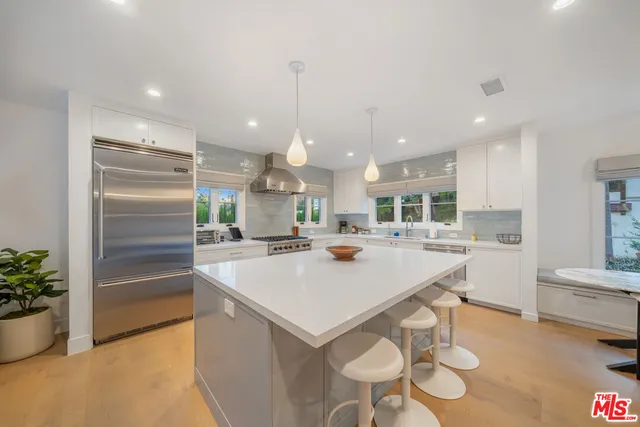 $14,000 | 1948 North Curson Avenue, Los Angeles, CA 90046