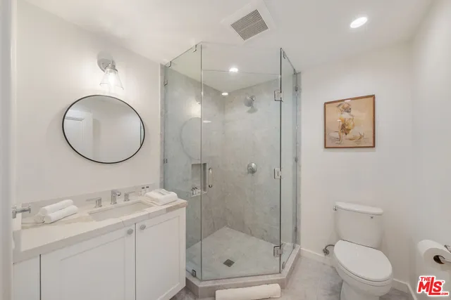 $14,000 | 1948 North Curson Avenue, Los Angeles, CA 90046