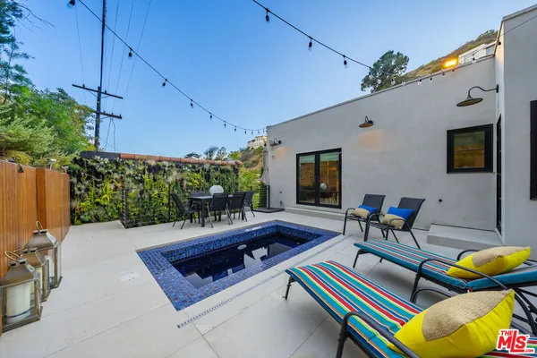 $13,000 | 1948 North Curson Avenue, Los Angeles, CA 90046