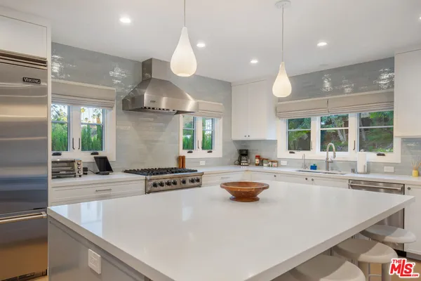 $13,000 | 1948 North Curson Avenue, Los Angeles, CA 90046