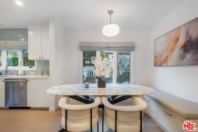 $14,000 | 1948 North Curson Avenue, Los Angeles, CA 90046