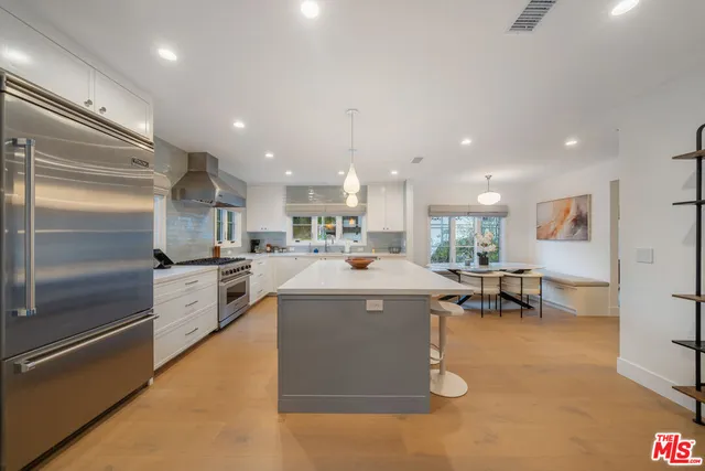 $14,000 | 1948 North Curson Avenue, Los Angeles, CA 90046