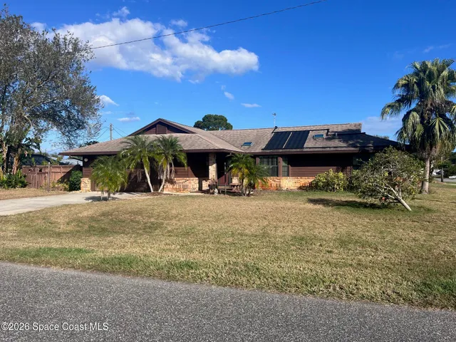 $309,000 | 565 Heather Avenue Northeast, Unit PORT 6, Palm Bay, FL 32907