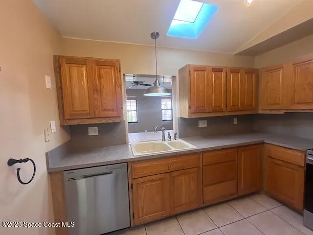 $309,000 | 565 Heather Avenue Northeast, Unit PORT 6, Palm Bay, FL 32907