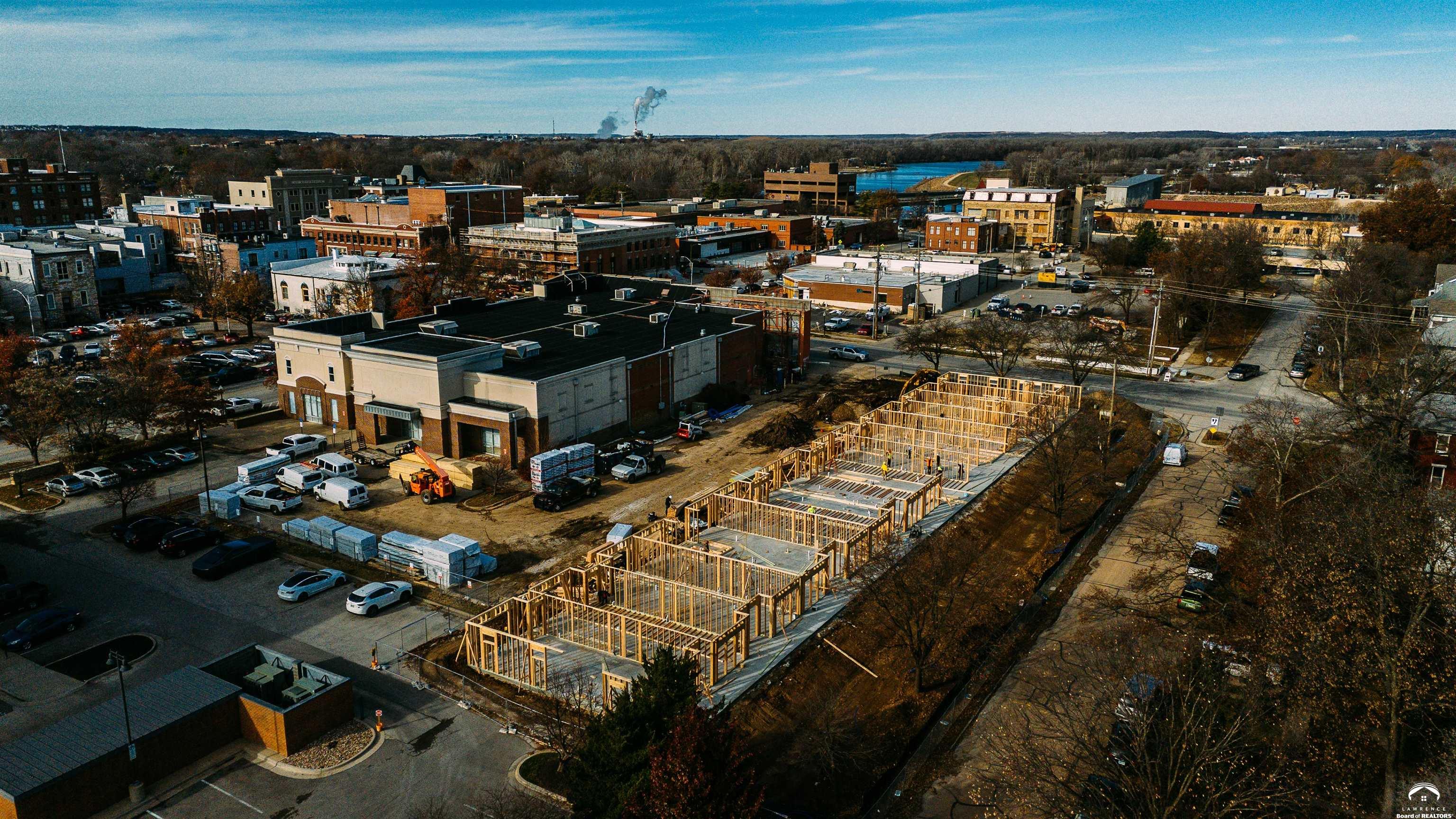 705 Rhode Island Street, Unit A Lawrence, KS 66044 - Photo 13 of 23